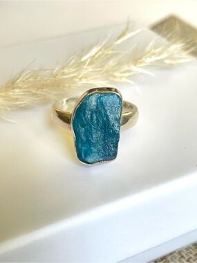 925 Sterling silver raw blue appetite ring US 9
“VIBES”